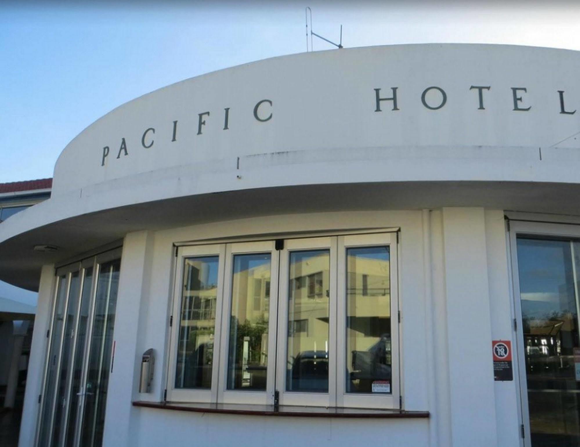 Pacific Hotel 扬巴 外观 照片
