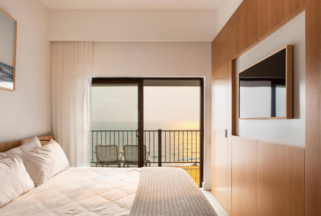 Pacific Hotel 扬巴 外观 照片